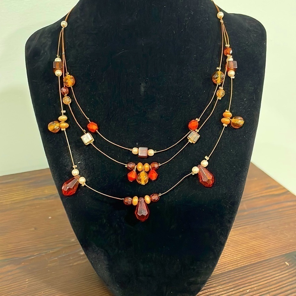 Red and orange beaded triple layer copper color wire 90s necklace
